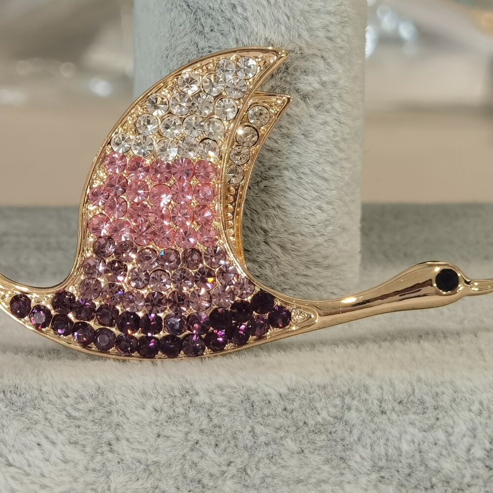 swan brooch